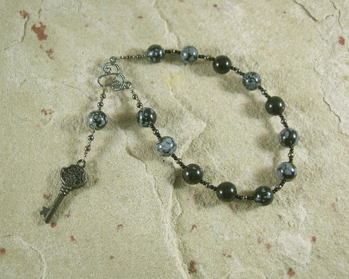 Hekate (Hecate) Pocket Prayer Beads in Snowflake Obsidian: Greek Goddess of Magic and Witchcraft - Hearthfire Handworks 